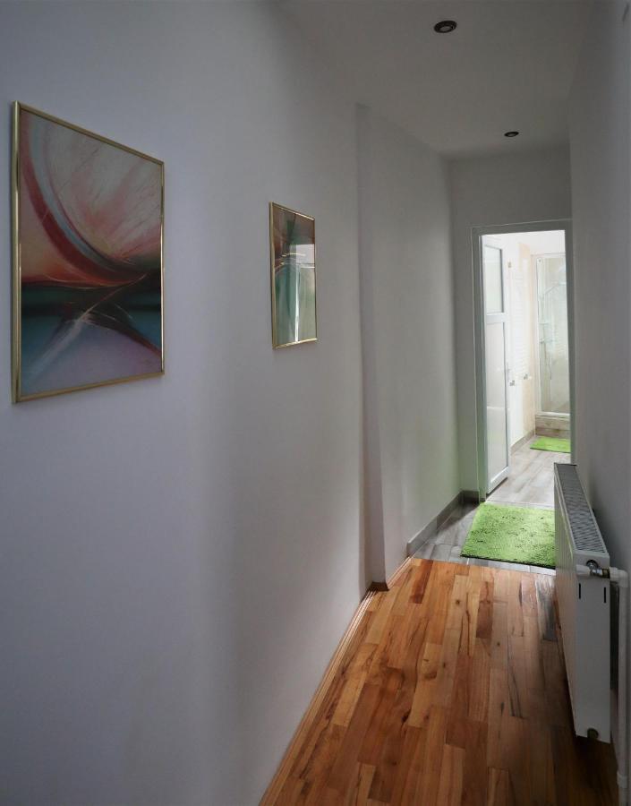 Center Haus Apartment Bucureşti Exterior foto